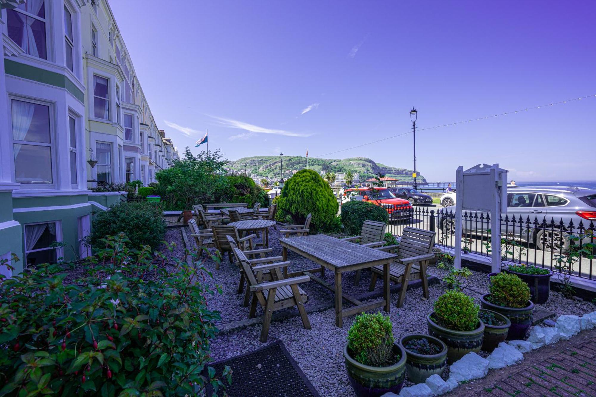 The Central Hotel Llandudno Buitenkant foto