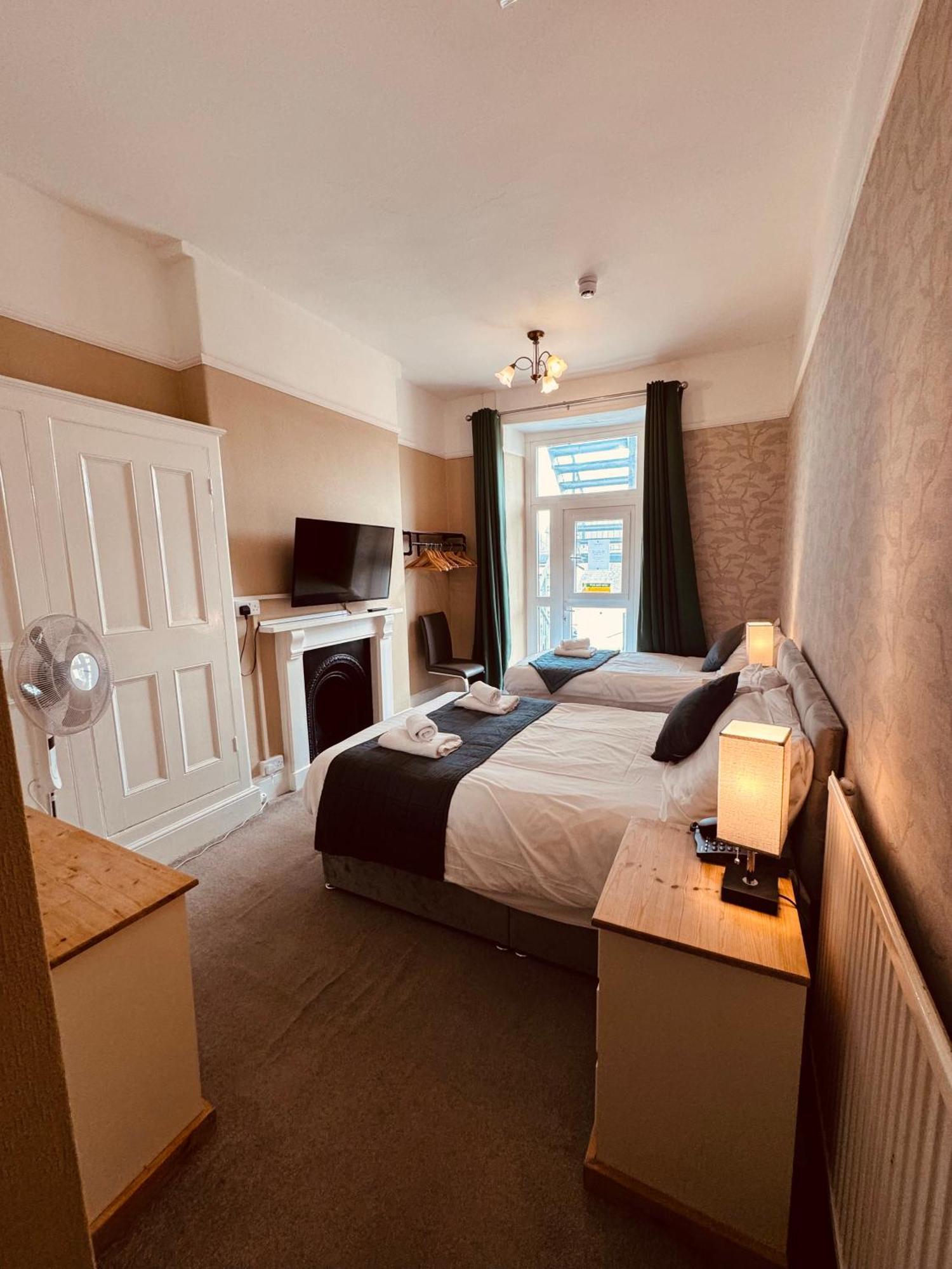 The Central Hotel Llandudno Buitenkant foto