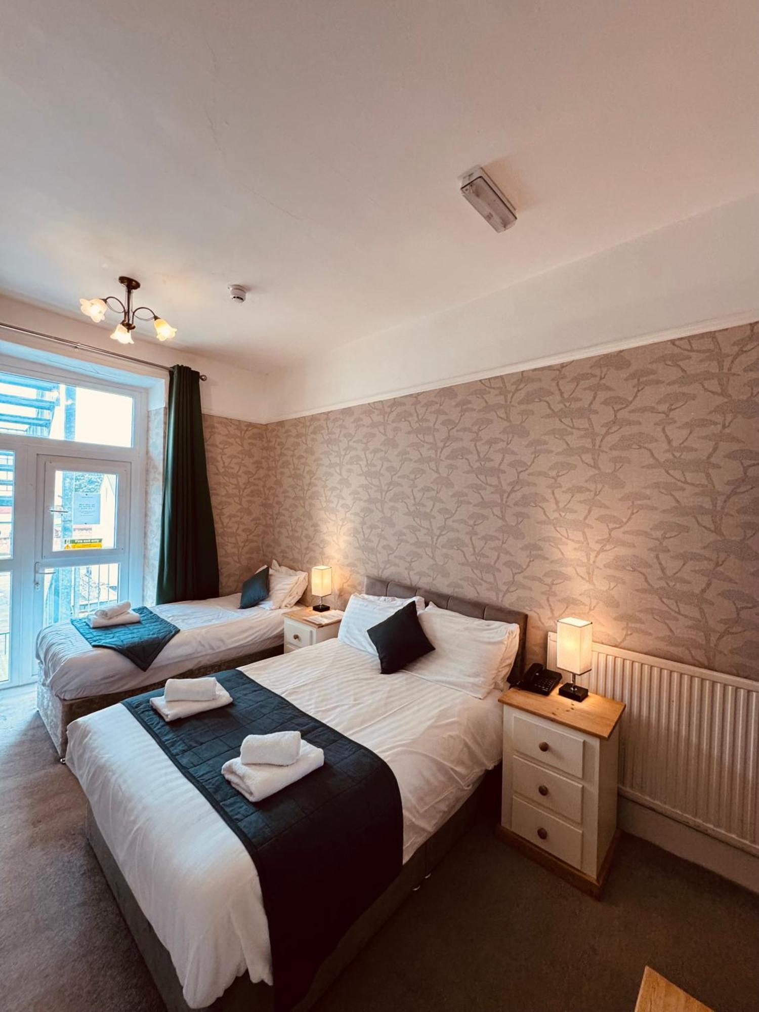 The Central Hotel Llandudno Buitenkant foto