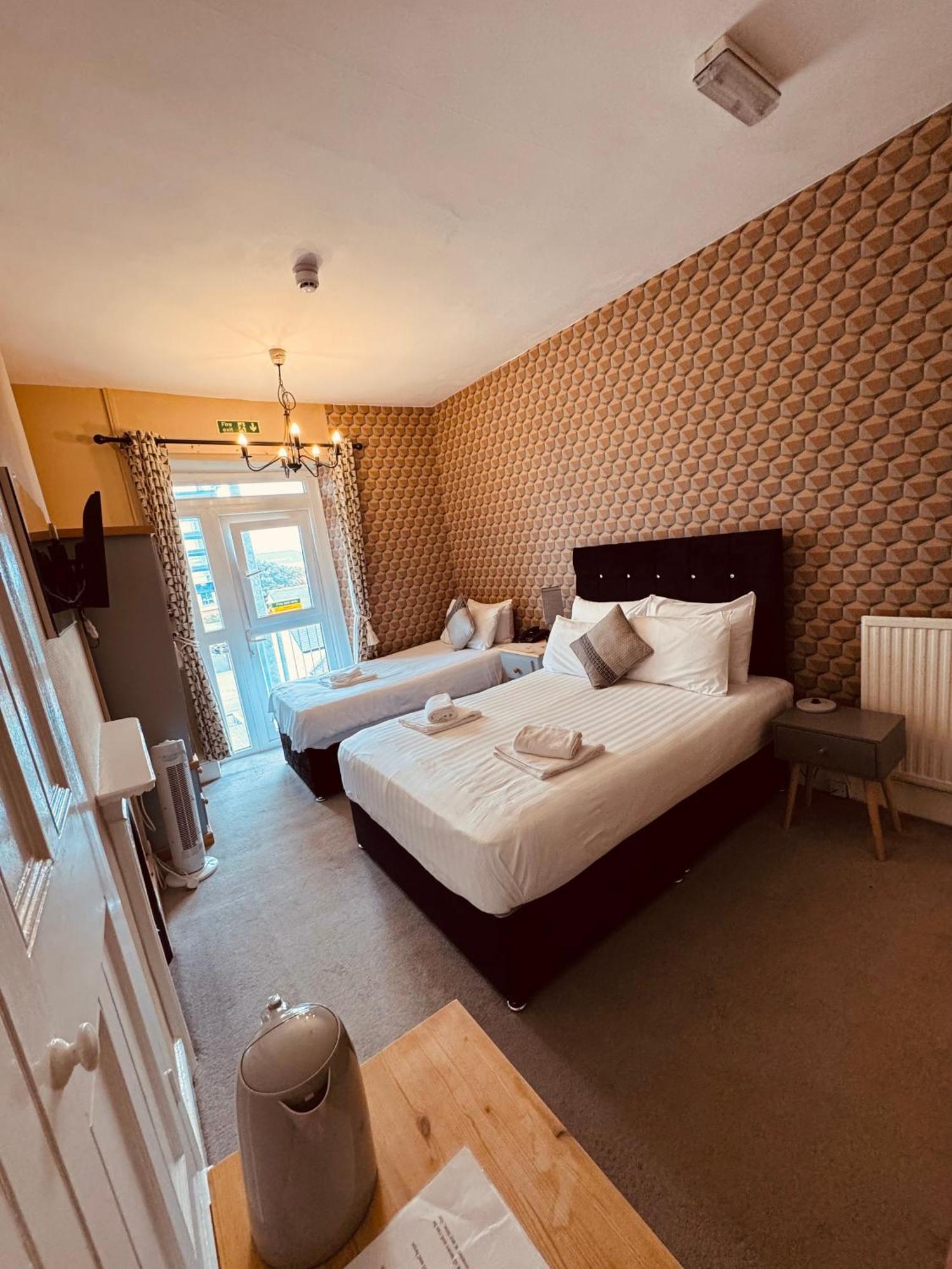The Central Hotel Llandudno Buitenkant foto