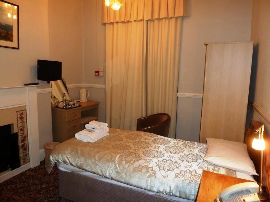 The Central Hotel Llandudno Buitenkant foto